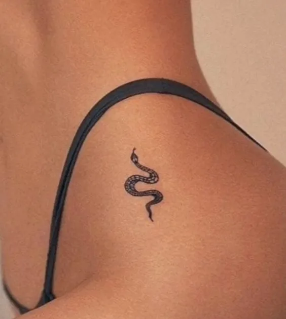 Minimalist designs emphasize the power of Taylor Swift's words without overwhelming the tattoo.